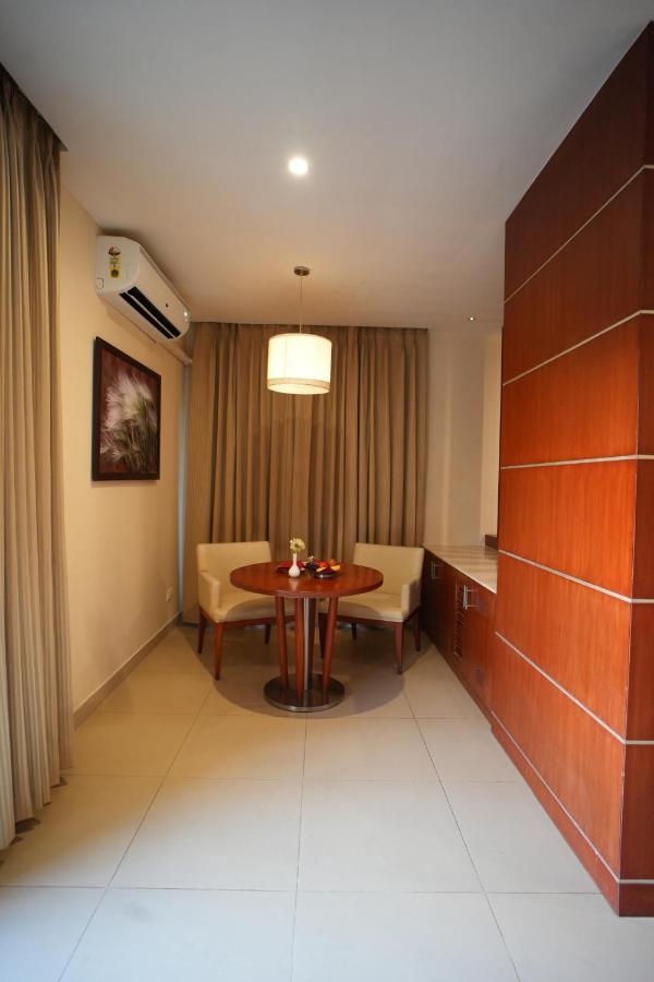 The Altruist Business Hotel Hitech Hajdarabad Zewnętrze zdjęcie