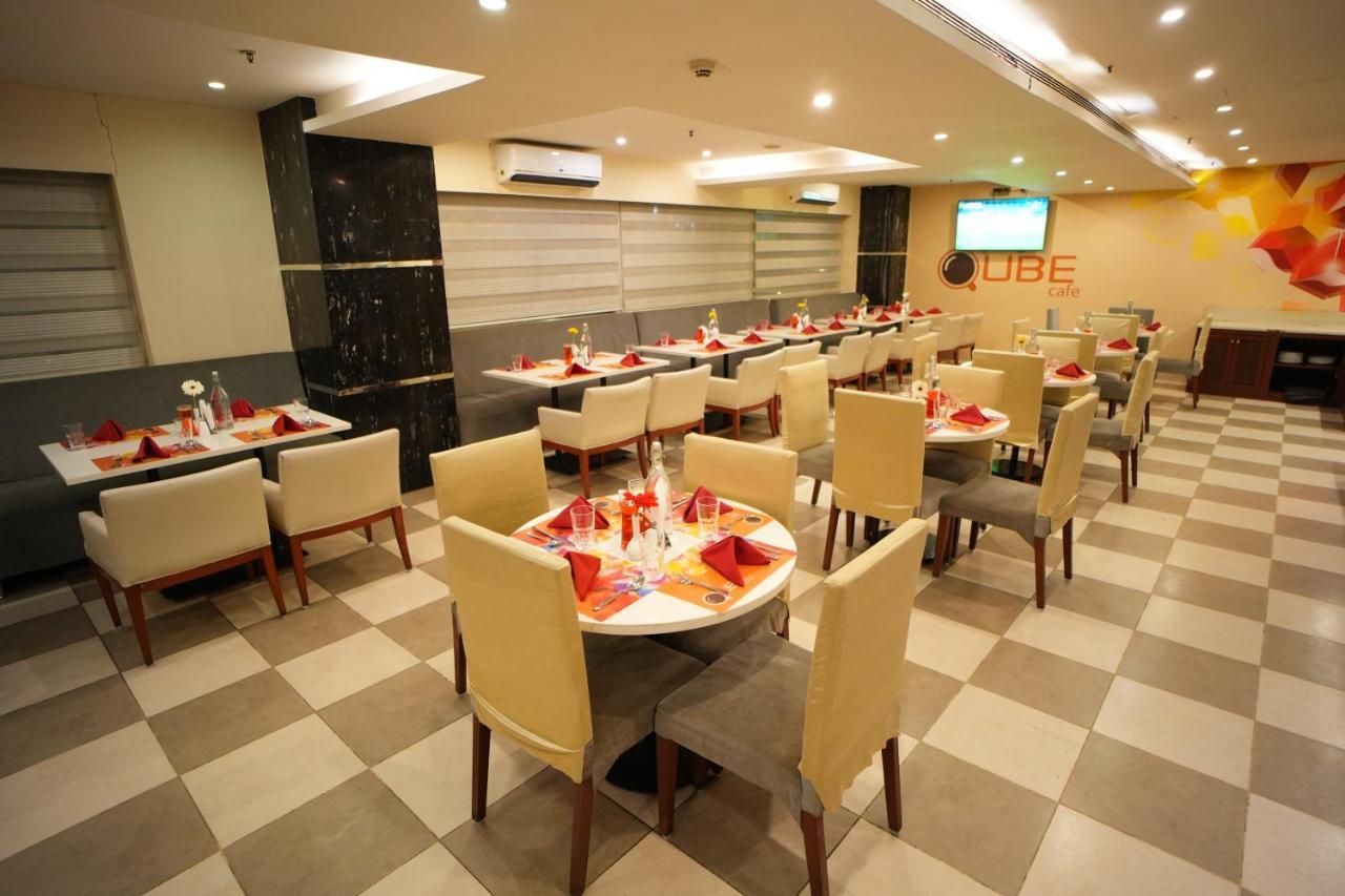 The Altruist Business Hotel Hitech Hajdarabad Zewnętrze zdjęcie