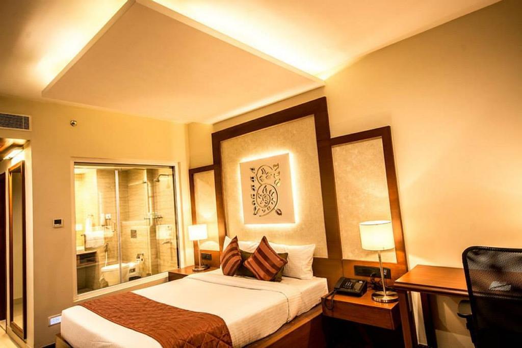 The Altruist Business Hotel Hitech Hajdarabad Zewnętrze zdjęcie