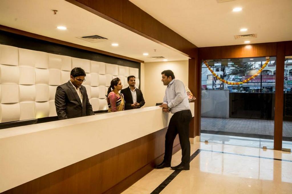 The Altruist Business Hotel Hitech Hajdarabad Zewnętrze zdjęcie
