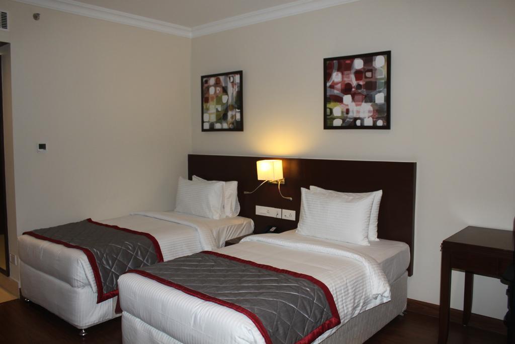 The Altruist Business Hotel Hitech Hajdarabad Pokój zdjęcie